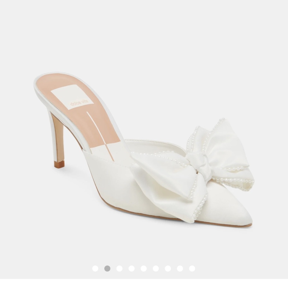 Dolce Vita Kayli White Bow Heels - brand new